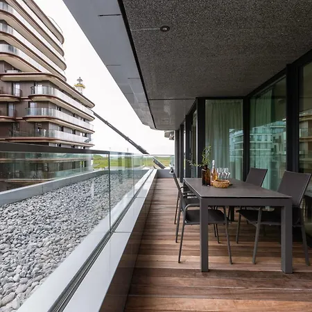 Huswell - Beautiful With Spacious Terrace Appartement *